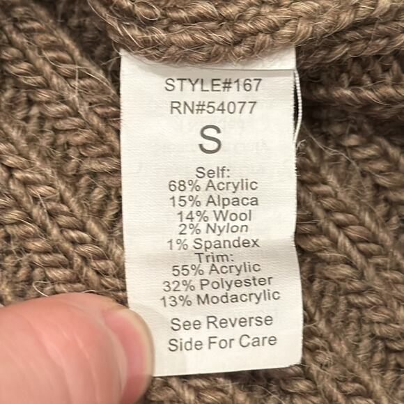 Cabi 167 Faux Fur Fuzzy Vest Size S - Picture 6 of 7